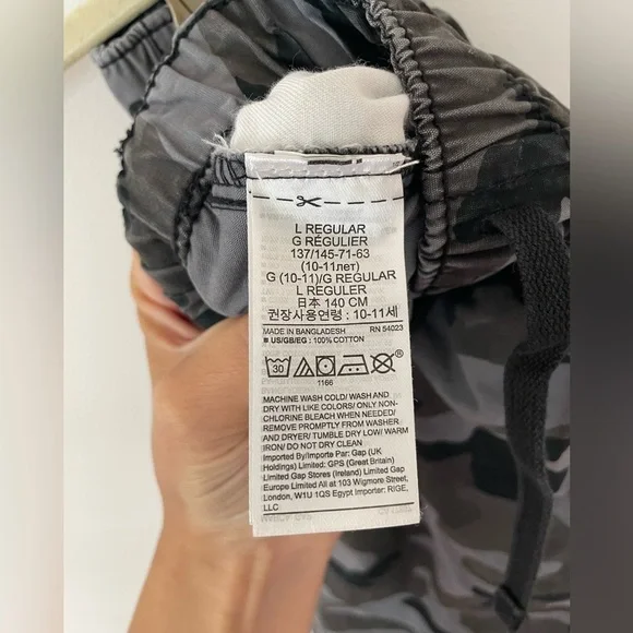 GAP kids black camo size Large (10-11) joggers - Picture 7 of 7